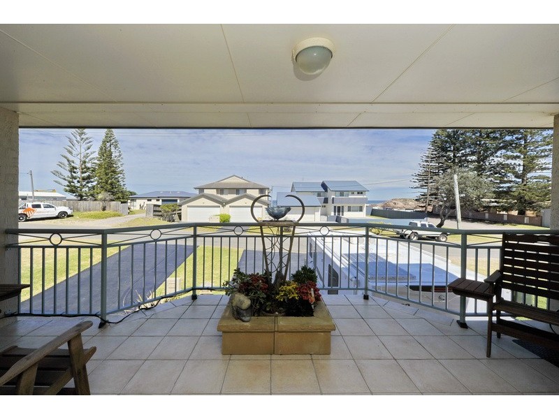 8A Ocean Avenue, Anna Bay NSW 2316