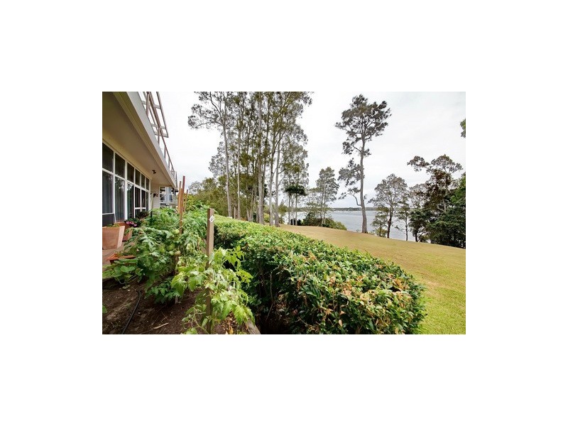 2/44 Danalene Parade, Corlette NSW 2315