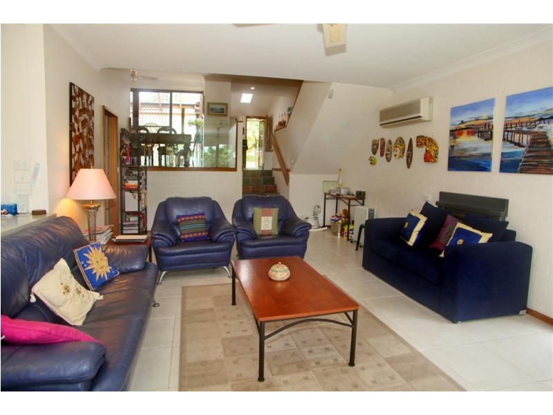 11/4 Cromarty Road, Soldiers Point NSW 2317