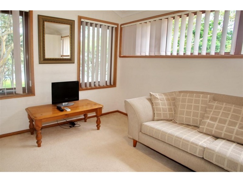 11/4 Cromarty Road, Soldiers Point NSW 2317