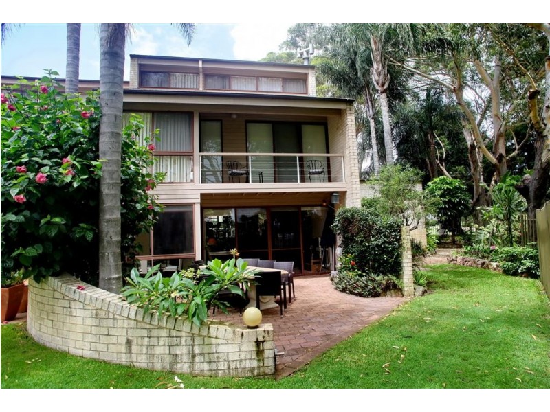 11/4 Cromarty Road, Soldiers Point NSW 2317