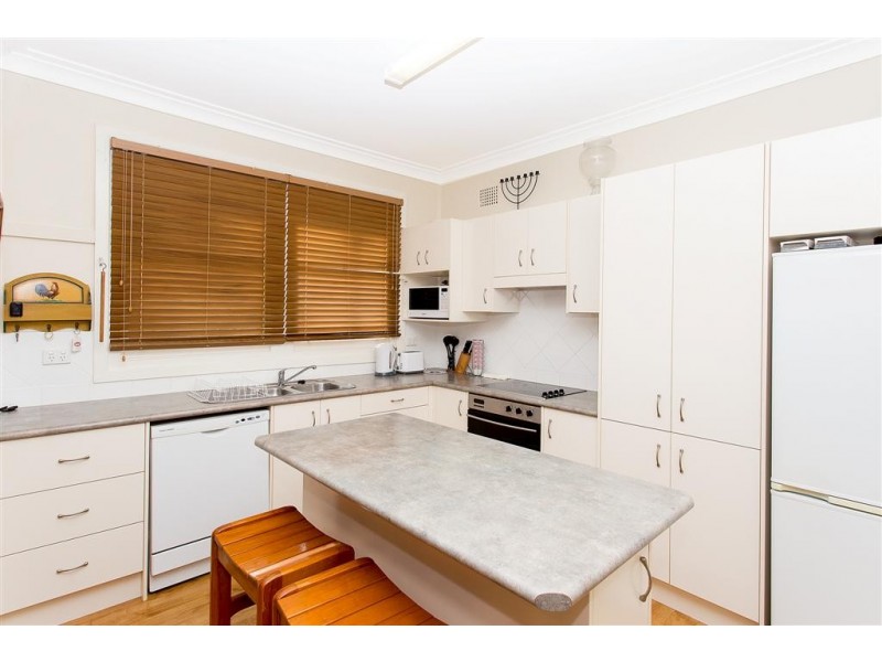 1/38 Bagnall Avenue, Soldiers Point NSW 2317