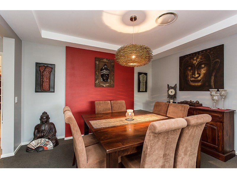 16 Oakmont Avenue, Medowie NSW 2318