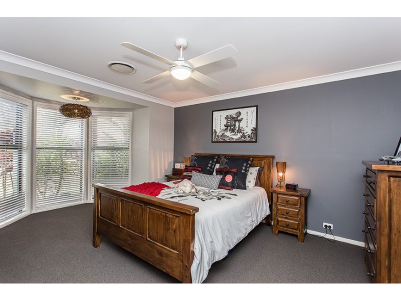 16 Oakmont Avenue, Medowie NSW 2318