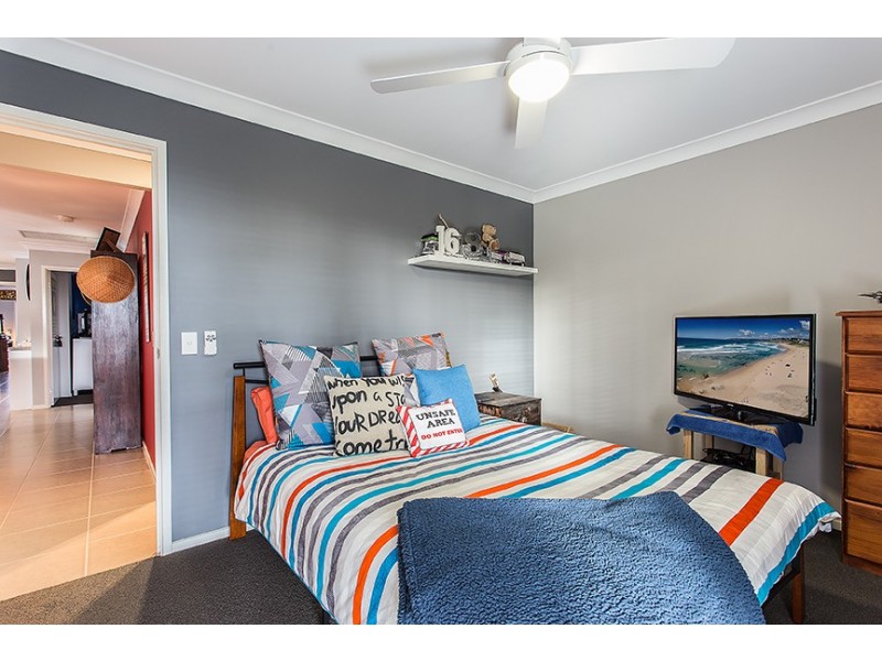 16 Oakmont Avenue, Medowie NSW 2318