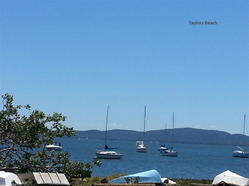 43 Albert Street, Taylors Beach NSW 2316