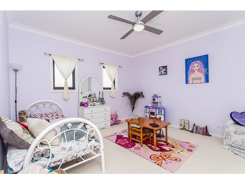 24 Oakmont Avenue, Medowie NSW 2318