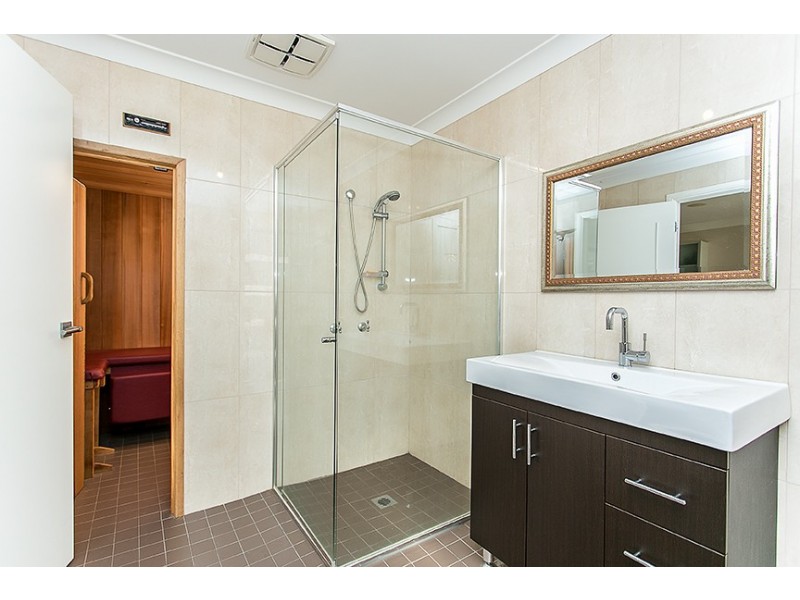 24 Oakmont Avenue, Medowie NSW 2318