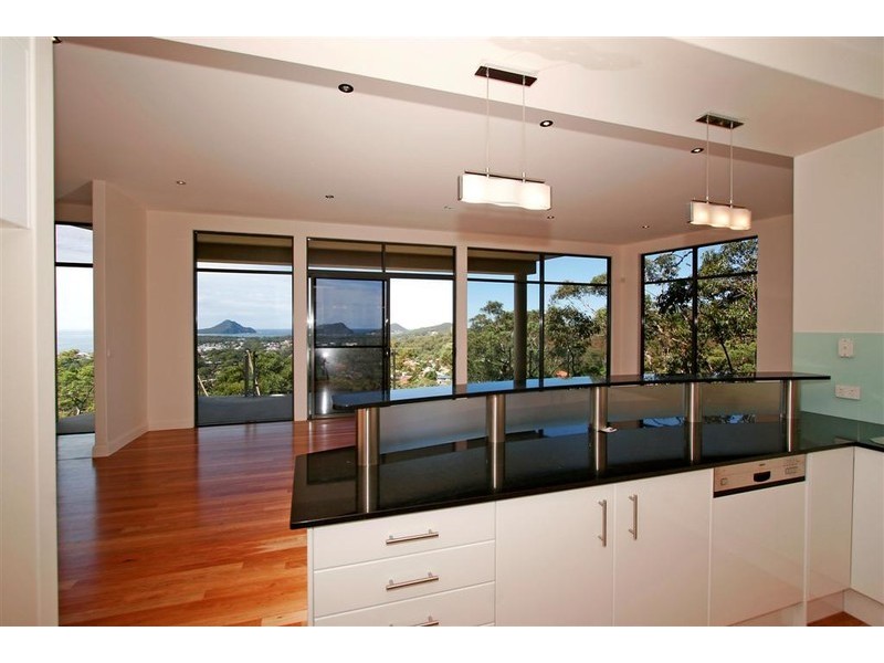 21a Tareebin Road, Nelson Bay NSW 2315