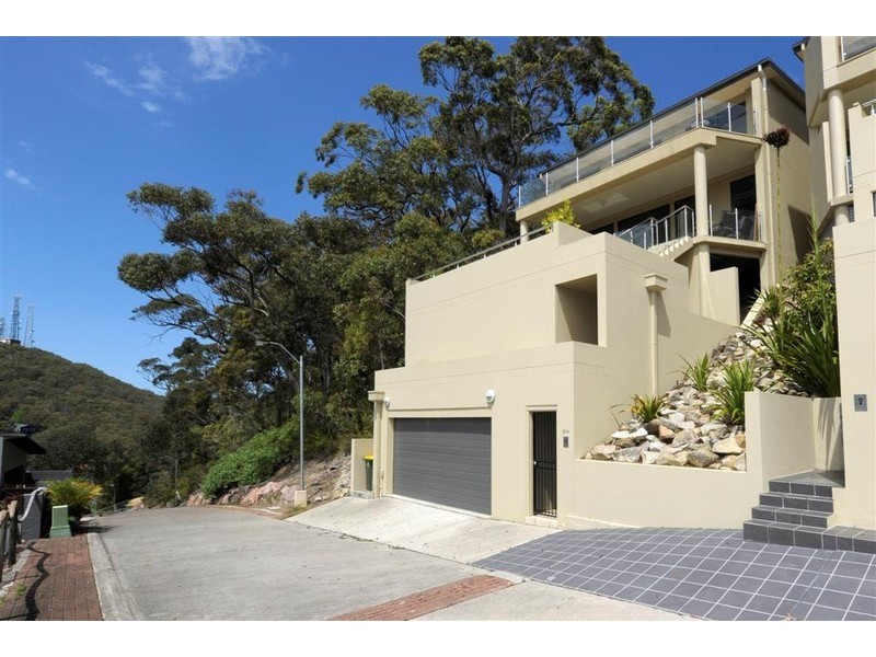 21a Tareebin Road, Nelson Bay NSW 2315