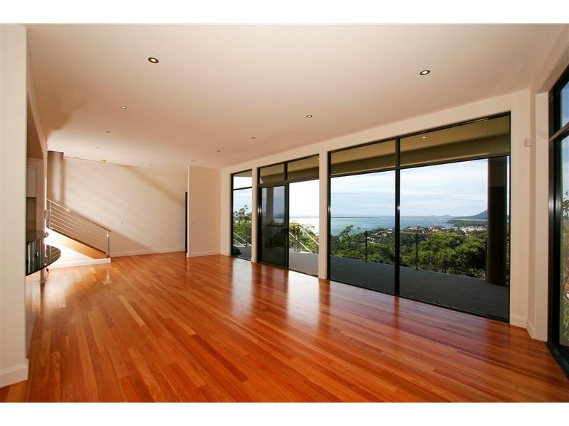 21a Tareebin Road, Nelson Bay NSW 2315