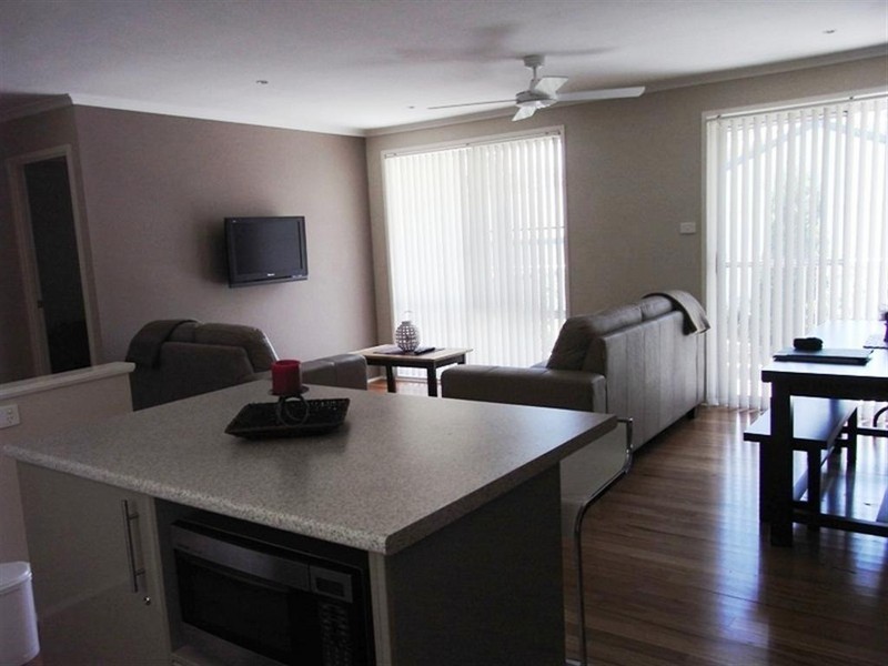 2/139 Port Stephens Drive, Salamander Bay NSW 2317