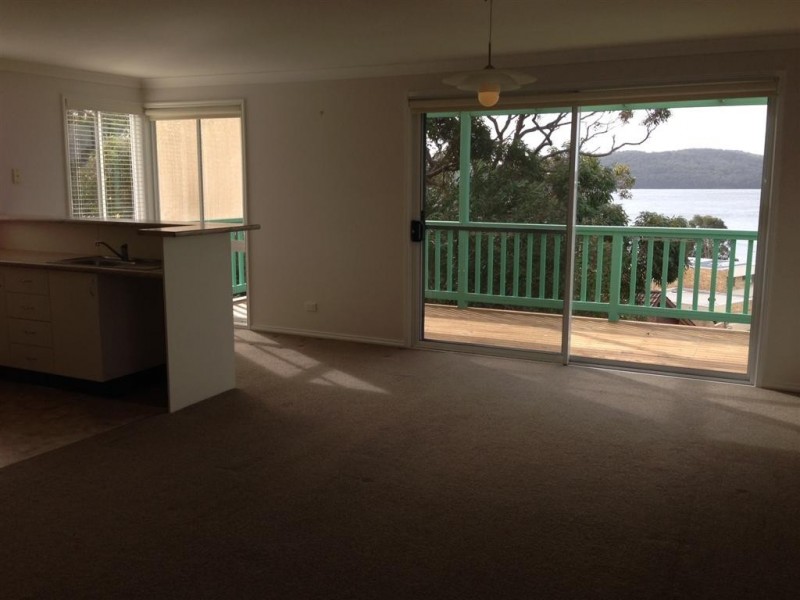 1/11 Grandview Close, Soldiers Point NSW 2317