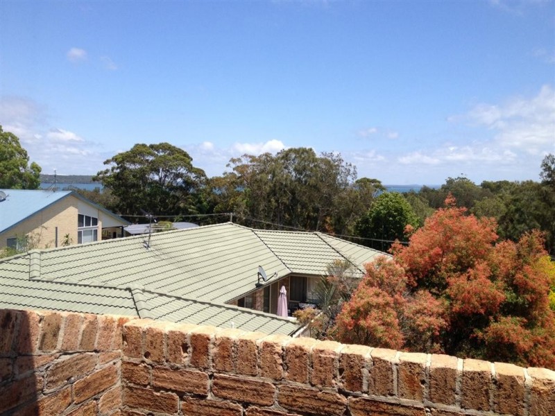 11 Upton Street, Soldiers Point NSW 2317