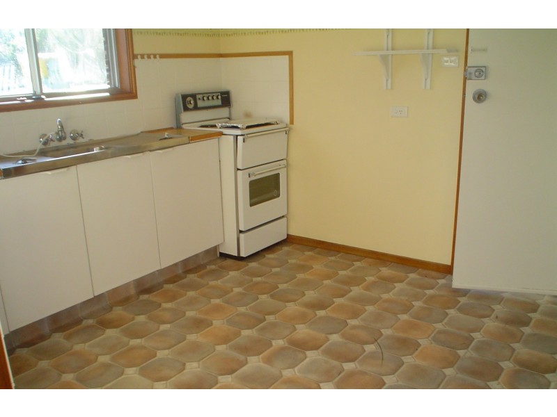 42 Cromarty Road, Soldiers Point NSW 2317