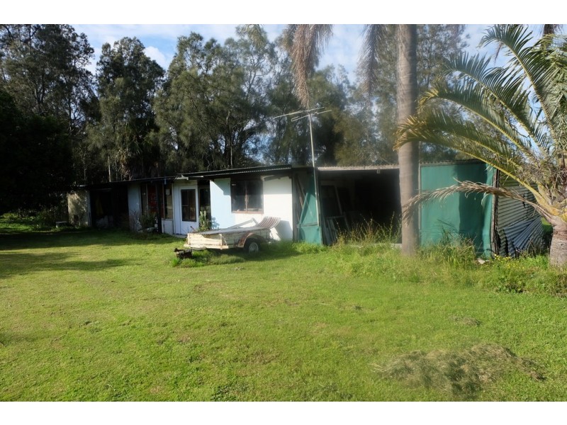182 Lemon Tree Passage Road, Salt Ash NSW 2318