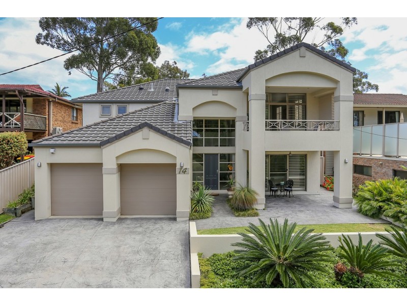 14 Beach Road, Lemon Tree Passage NSW 2319
