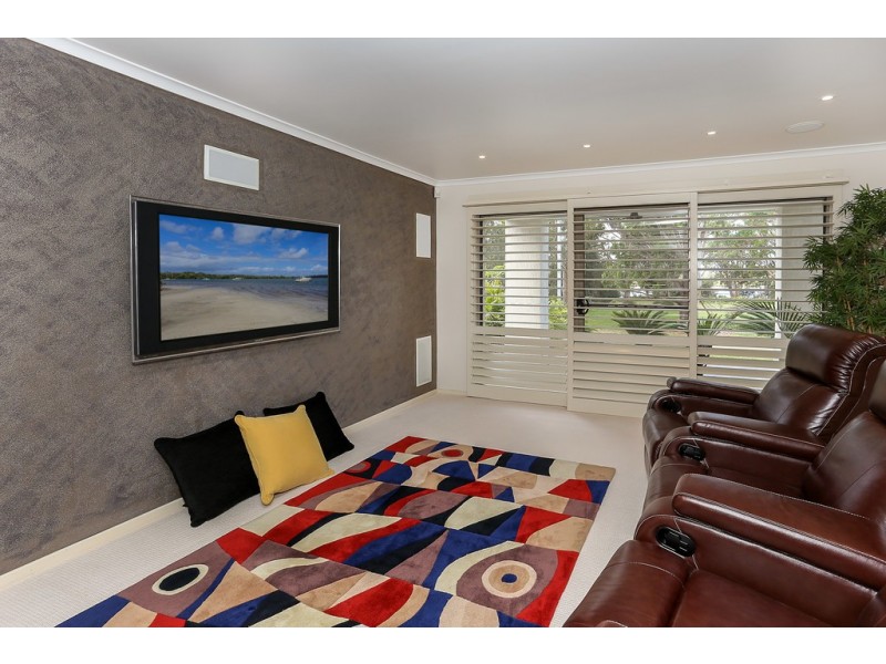 14 Beach Road, Lemon Tree Passage NSW 2319
