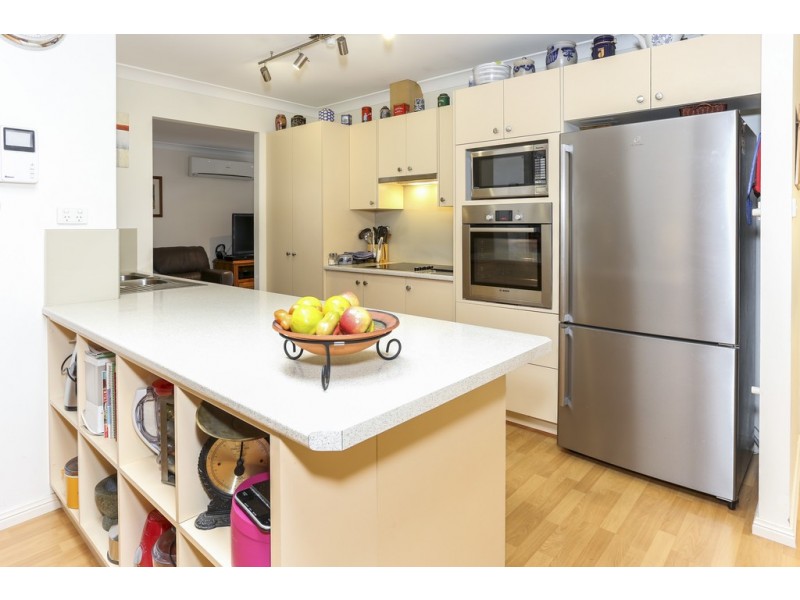 10 Westralia Close, Salamander Bay NSW 2317