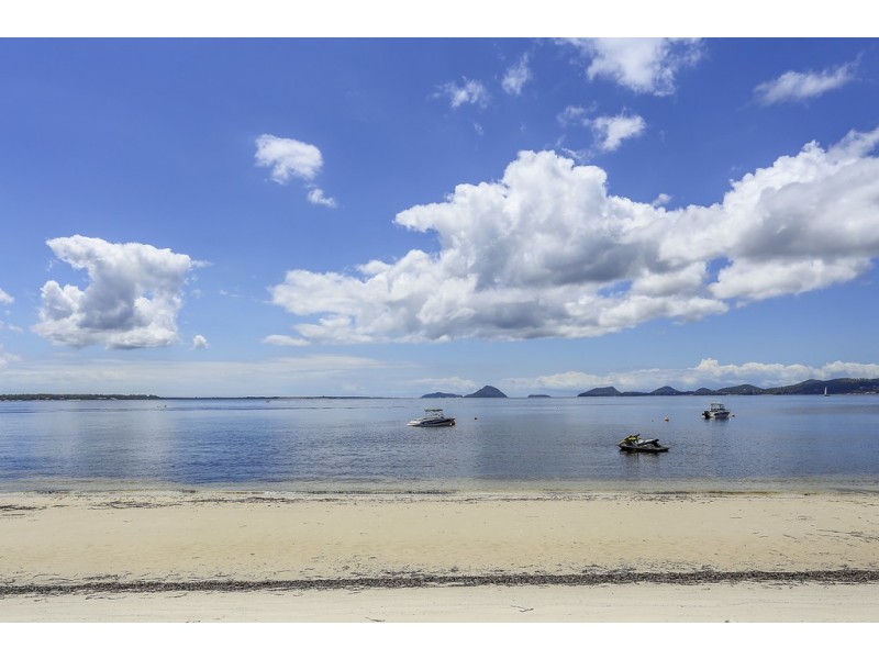 1/3 Ridgeway Avenue, Soldiers Point NSW 2317