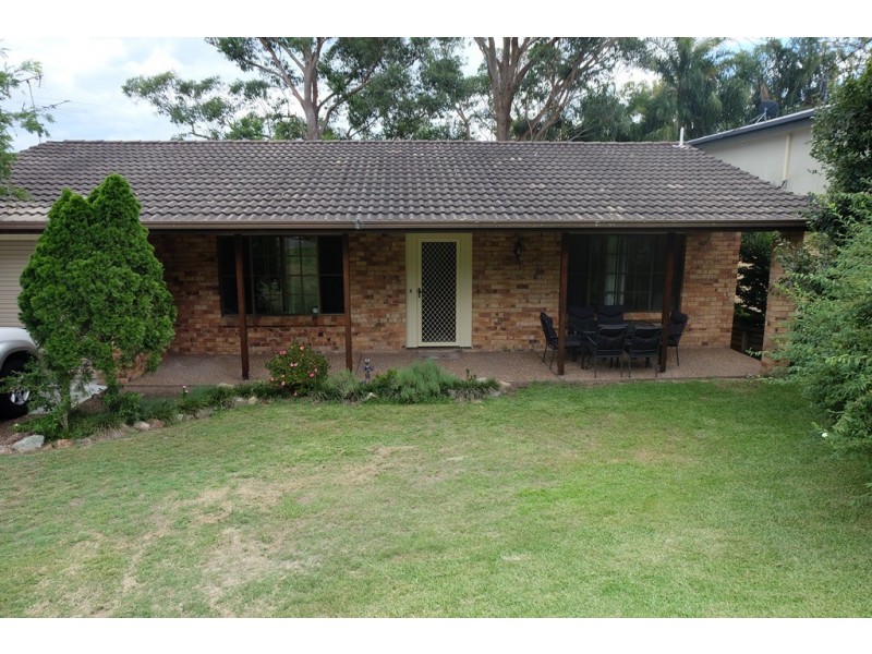 12 Upton Street, Soldiers Point NSW 2317