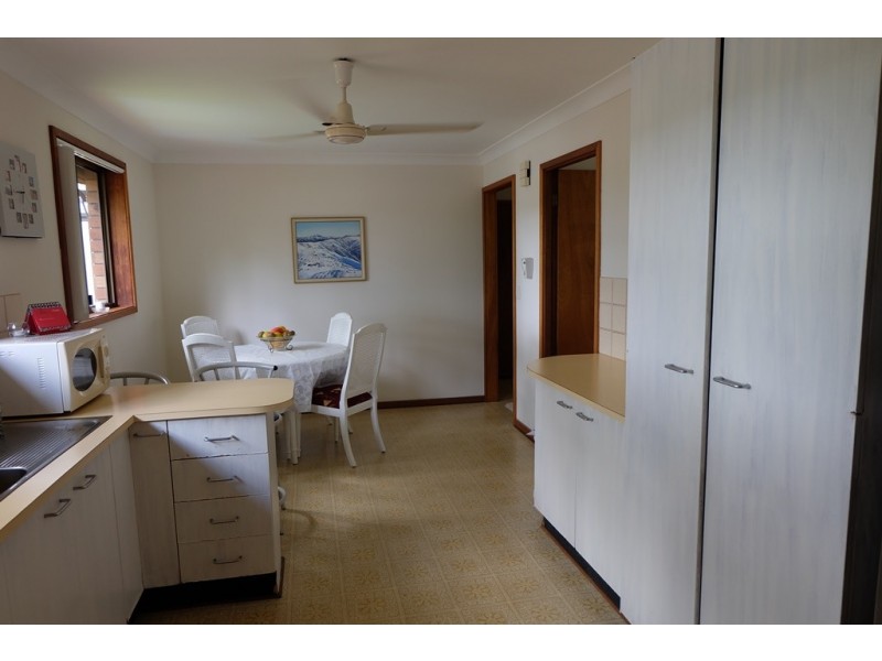 12 Upton Street, Soldiers Point NSW 2317