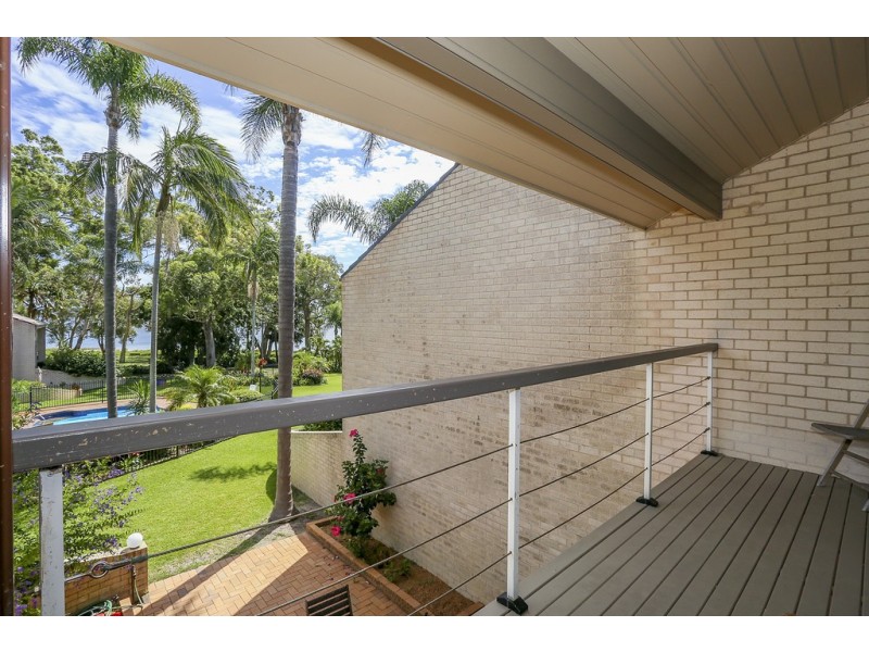 22/4 Cromarty Road, Soldiers Point NSW 2317