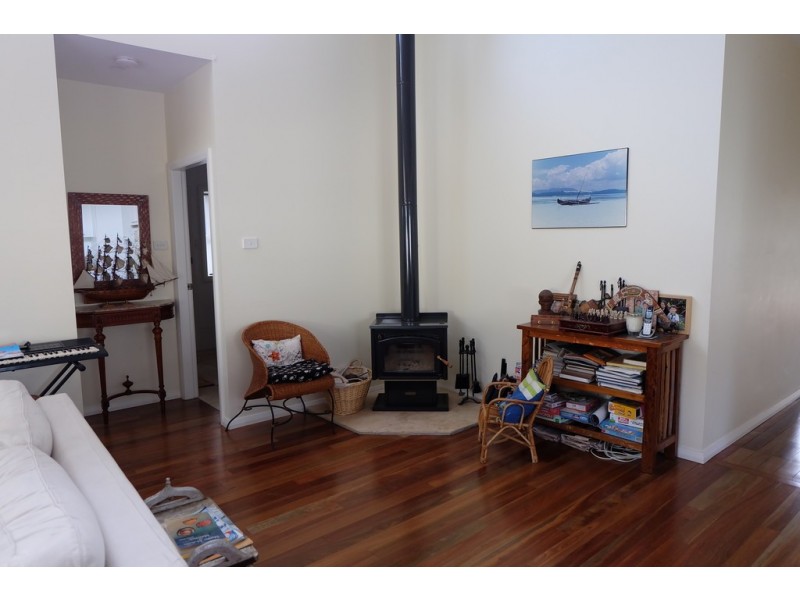 7 Brown Avenue, Soldiers Point NSW 2317