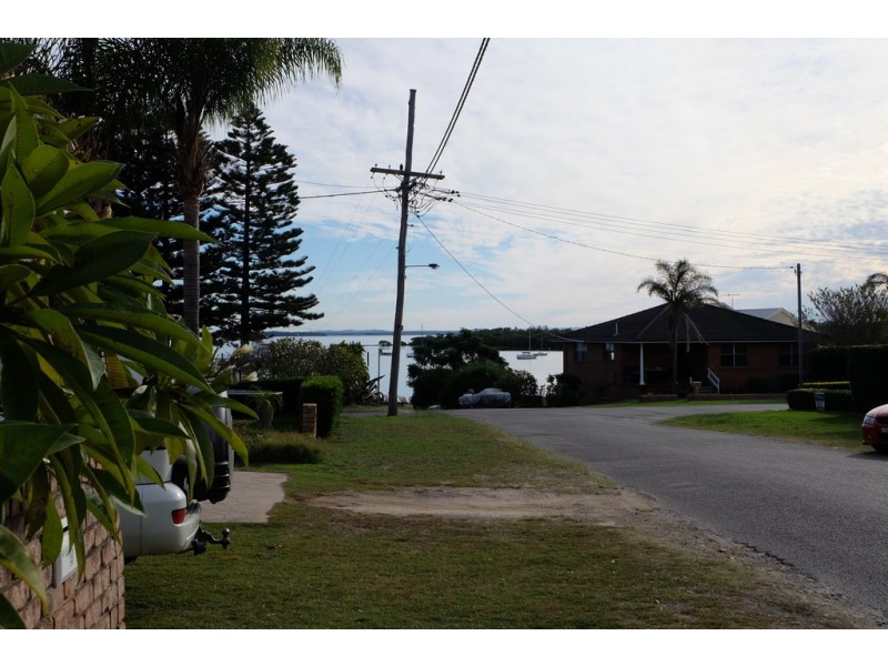 7 Brown Avenue, Soldiers Point NSW 2317