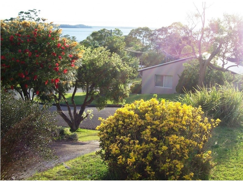 30 Vista Avenue, Soldiers Point NSW 2317