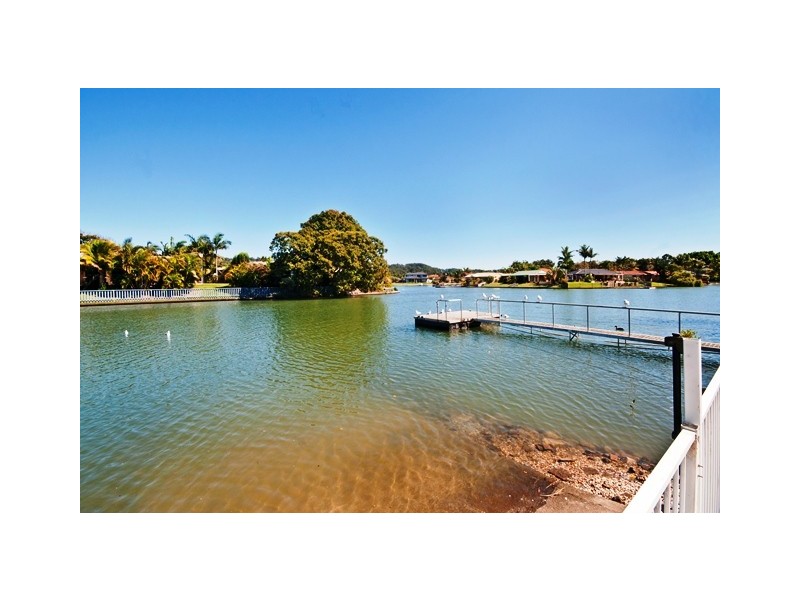 143 Currumbin Creek Road, Currumbin Waters QLD 4223