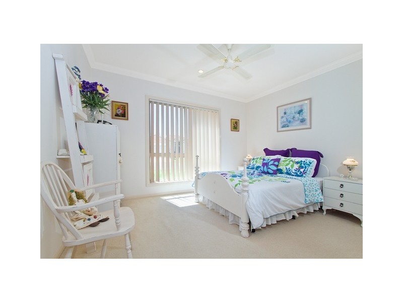 2 Fiddlewood Place, Reedy Creek QLD 4227