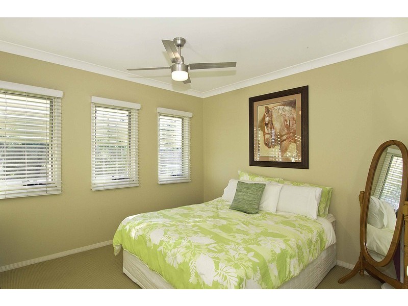 1/195 Golden Four Drive, Bilinga QLD 4225