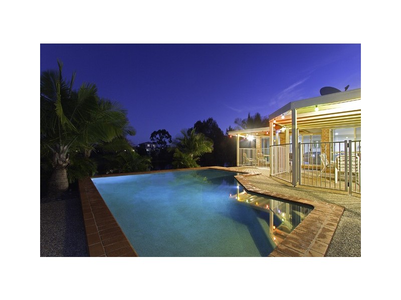 94 Honeyeater Drive, Burleigh Waters QLD 4220