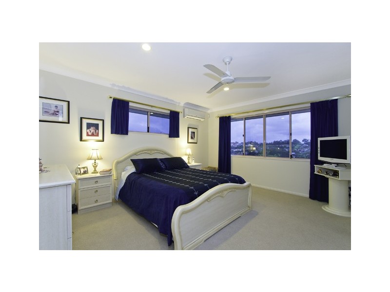 22 Sirec Way, Burleigh Heads QLD 4220