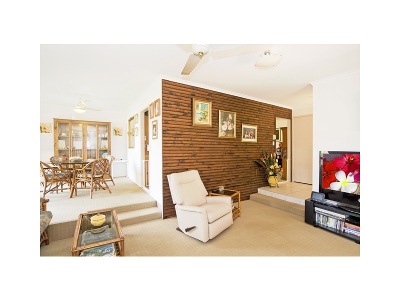 7 Kauri Court, Palm Beach QLD 4221