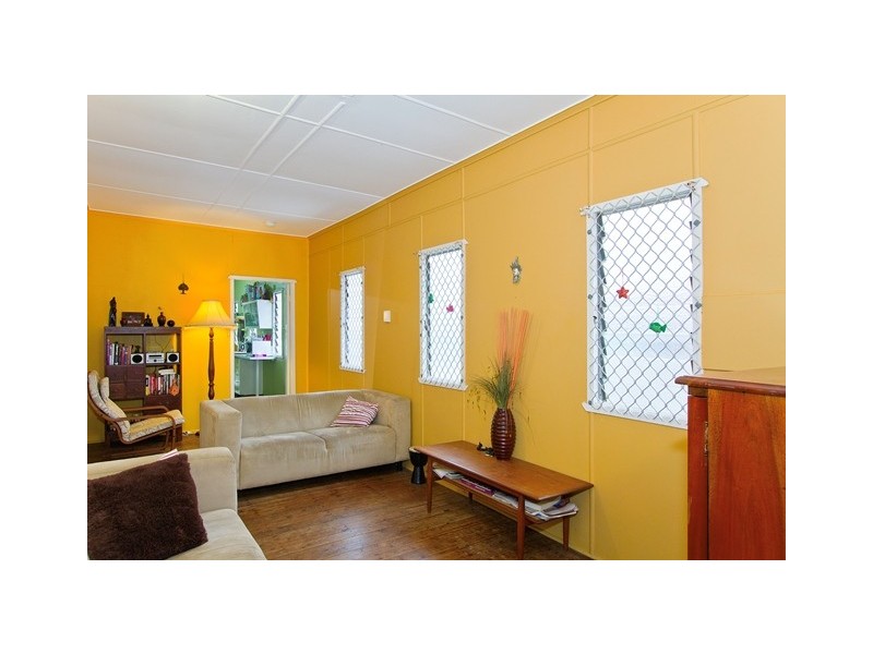 7 Twenty Fourth Avenue, Palm Beach QLD 4221