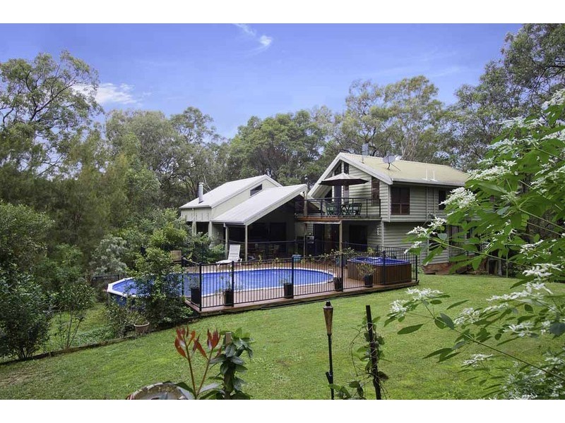 23 Cornwall Drive, Elanora QLD 4221