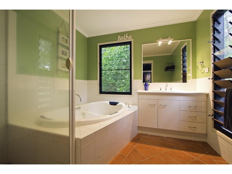 23 Cornwall Drive, Elanora QLD 4221