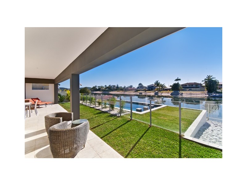 208 Mallawa Drive, Palm Beach QLD 4221