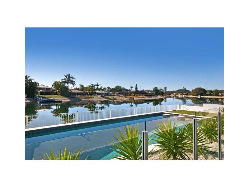 208 Mallawa Drive, Palm Beach QLD 4221