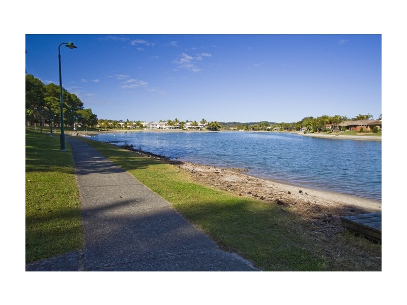 22 Carolina Close, Elanora QLD 4221