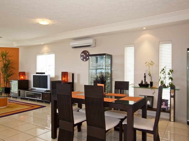 1/199 Golden Four Drive, Bilinga QLD 4225