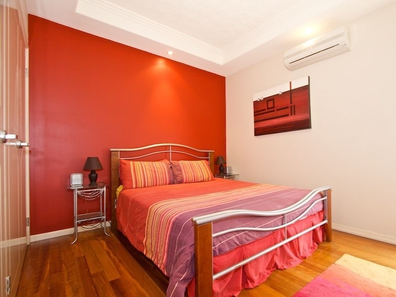 1/199 Golden Four Drive, Bilinga QLD 4225