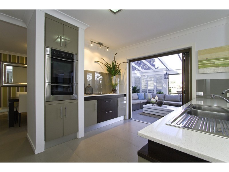 152 Tallebudgera Drive, Palm Beach QLD 4221