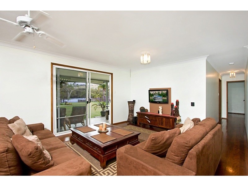 19 Chown Avenue, Currumbin Waters QLD 4223