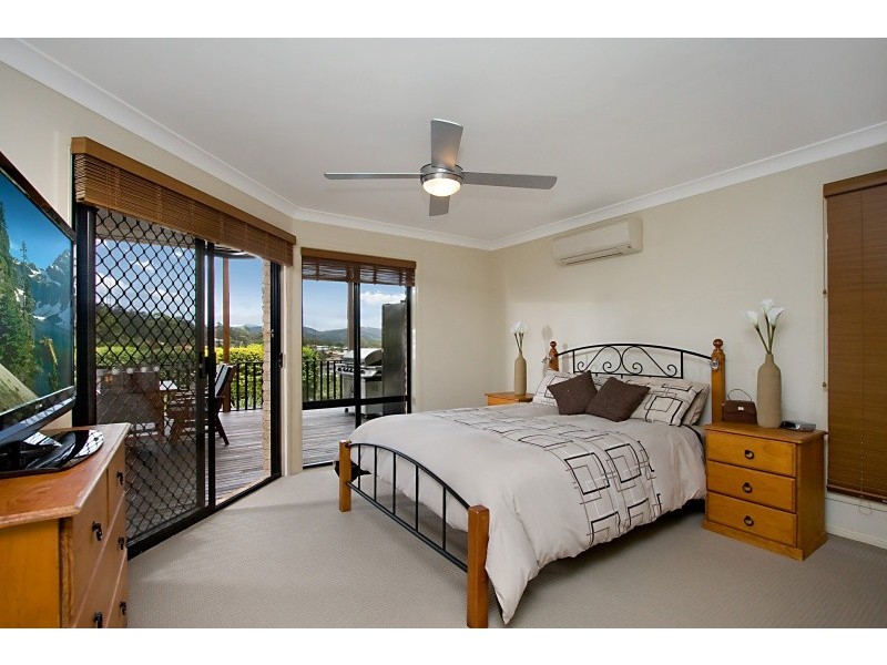 45 Forest Drive, Elanora QLD 4221