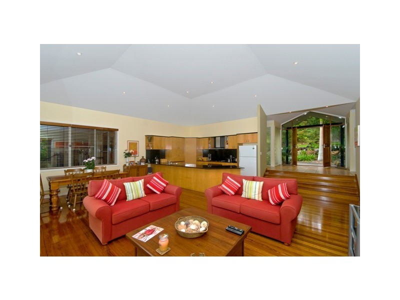 19 Sehmish Court, Mudgeeraba QLD 4213