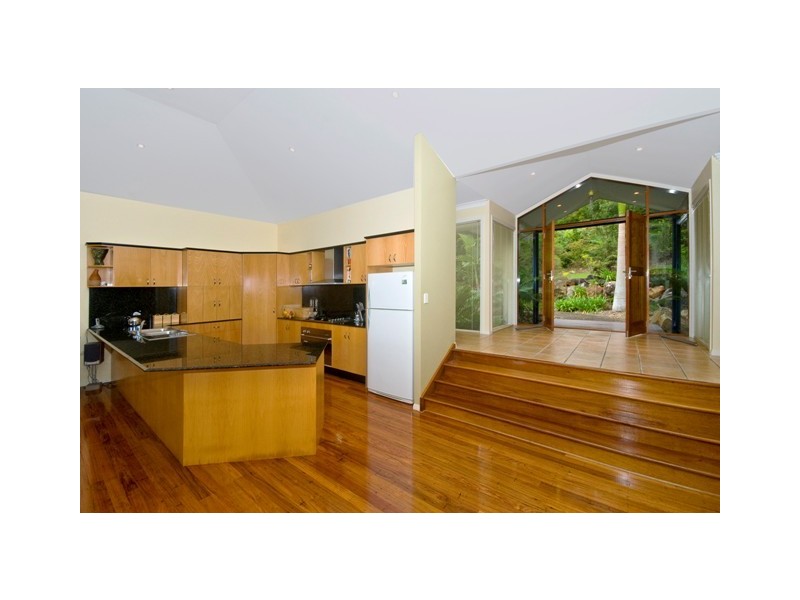 19 Sehmish Court, Mudgeeraba QLD 4213