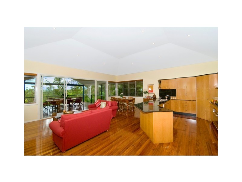 19 Sehmish Court, Mudgeeraba QLD 4213